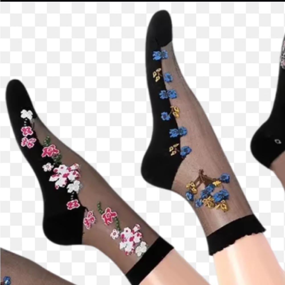 (2 pair) Floral Sheer Black Socks